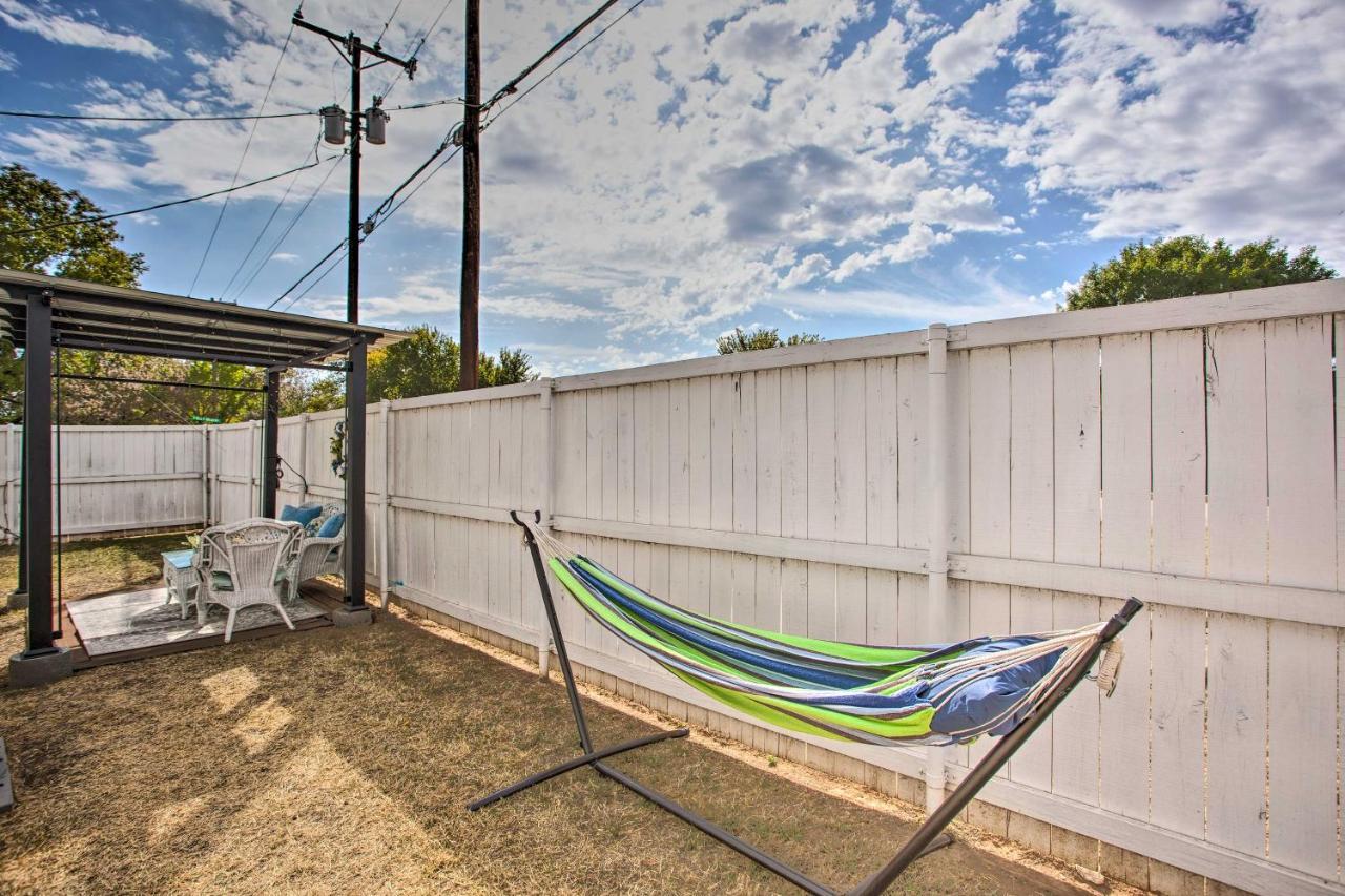 Pet-Friendly Lake Dallas Home Near Lewisville Lake Zewnętrze zdjęcie