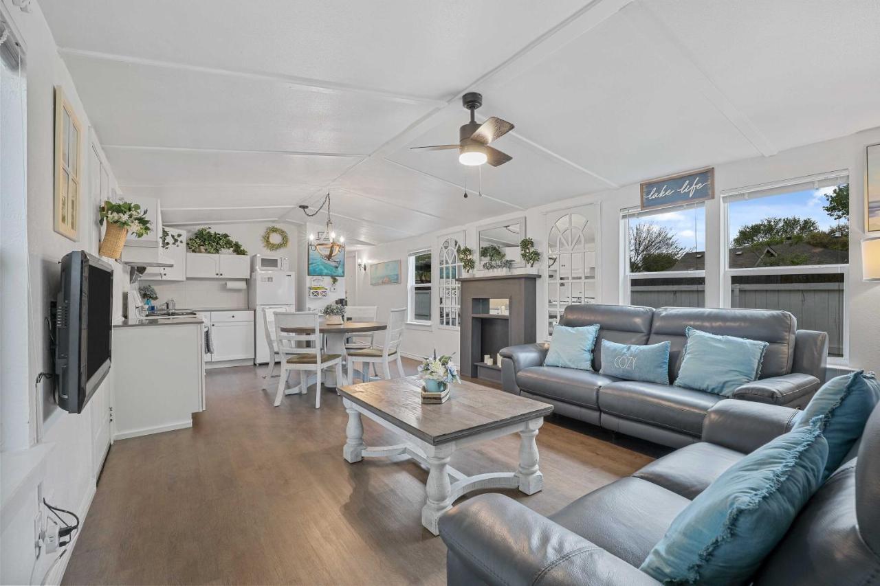 Pet-Friendly Lake Dallas Home Near Lewisville Lake Zewnętrze zdjęcie