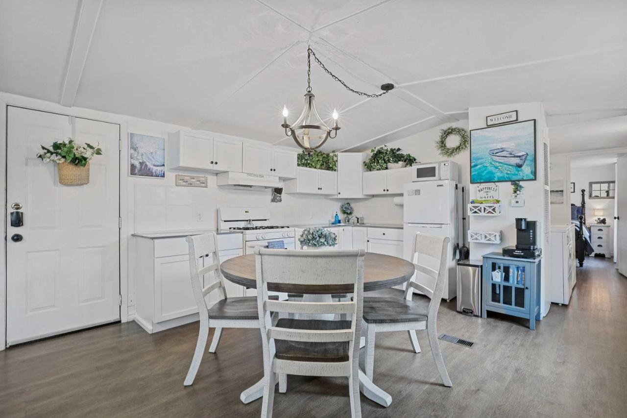 Pet-Friendly Lake Dallas Home Near Lewisville Lake Zewnętrze zdjęcie