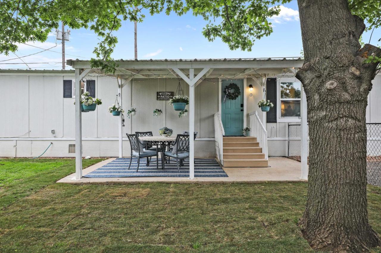 Pet-Friendly Lake Dallas Home Near Lewisville Lake Zewnętrze zdjęcie